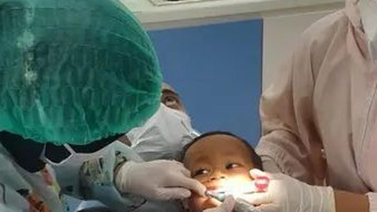 Periksakan Gigi Anak di Bulan Puasa, Kapan Sebaiknya Dilakukan?