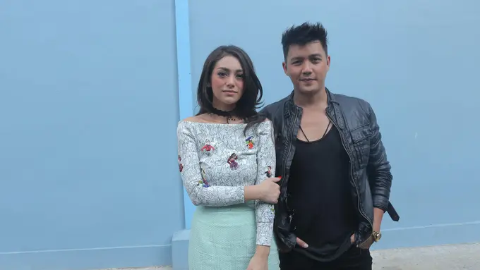 [Bintang] Dirly Idol dan Evangelista Celine