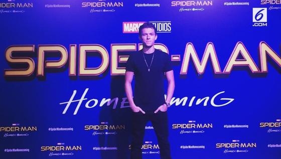 Tom Holland Jumpa Penggemar Spiderman - Homecoming di Singapura