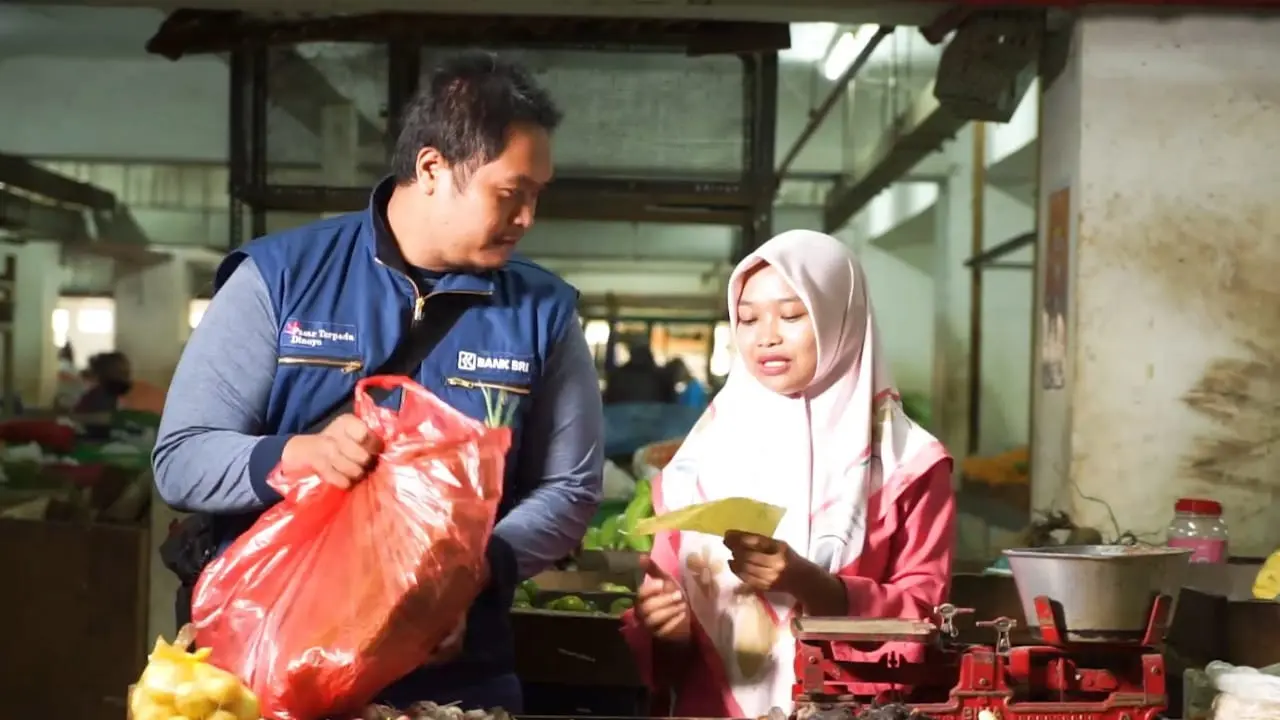 Dukung Pedagang Pasar, BRI Ubah Pasar Dinoyo Malang Jadi Pasar Online