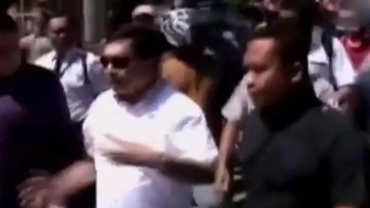 Warga Usir Anggota DPR