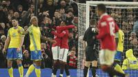 Manchester United mengalahkan Nottingham Forest 2-0 pada leg kedua semifinal Carabao Cup 2022/2023 di Old Trafford, Kamis (2/2/2023) dini hari WIB. (AP/Dave Thompson)