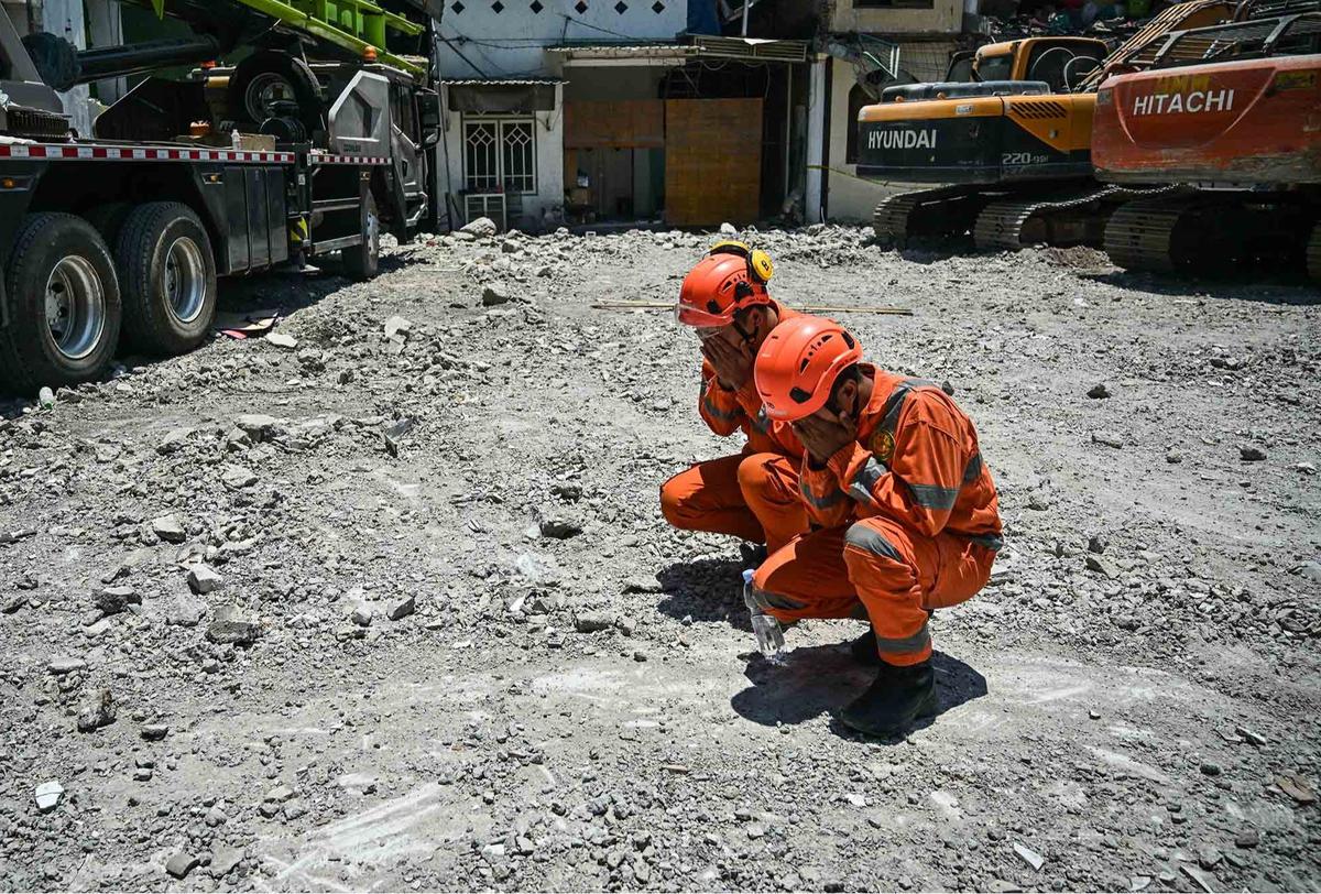 FOTO: Basarnas Resmi Tutup Operasi Pencarian Korban Ambruknya Musala Ponpes Al Khoziny,  67 Meninggal, 104 Selamat