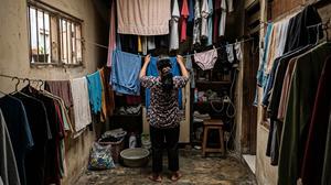 Kesalahan Menjemur Pakaian yang Membuat Rumah Lembap, Ada yang Dianggap Praktis tapi Merugikan