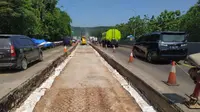 Perbaikan di jalan tol Cipularang