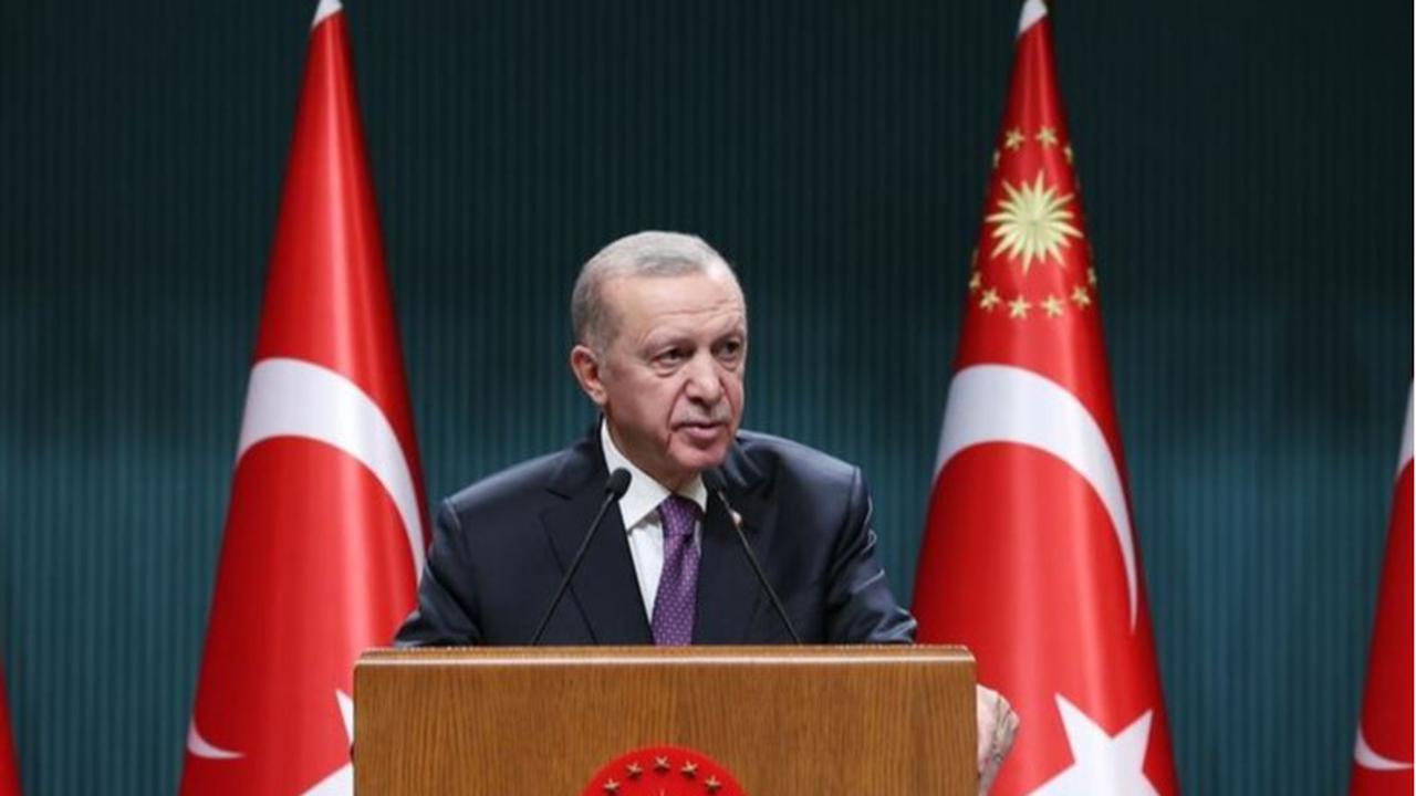 "Kontroversi Erdogan: Netanyahu Disebut 'Hitler Modern' dalam Kritiknya terhadap Serangan Israel di Gaza"