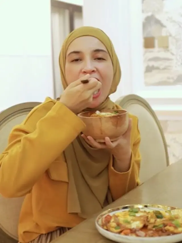 Shireen Sungkar masak (Instagram/shireensungkar)