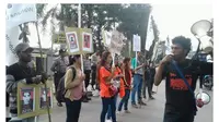 Aliansi Solidaritas untuk Marosi (Lomboya), kembali  melakukan aksi demontrasi di depan Mapolda NTT, Jumat (3/8/2018).