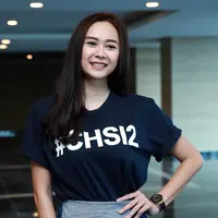 Setelah kisah asmaranya dengan penyanyi dan produser Glenn berakhir, ia mengaku tidak sedih menjalani hari-harinya. Apalagi ia telah beberapa kali mengalami patah hati. (Deki Prayoga/Bintang.com)