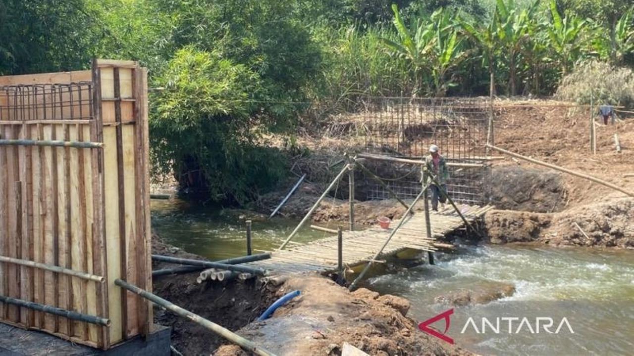 Kodim Kudus Perkuat Akses Pendidikan dan Ekonomi dengan Pembangunan Jembatan