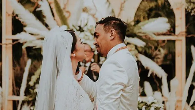 Glenn Fredly dan Mutia Ayu