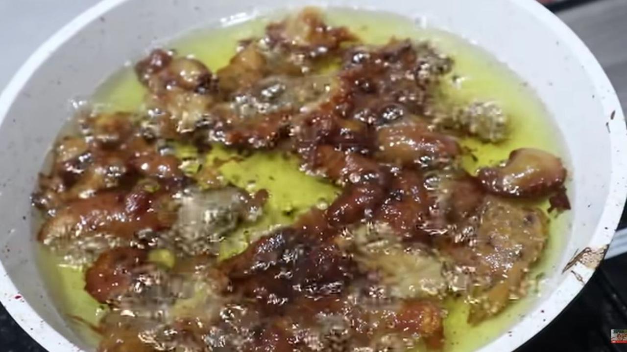 <b>Goreng Daging yang Sudah Dibumbui</b><br>