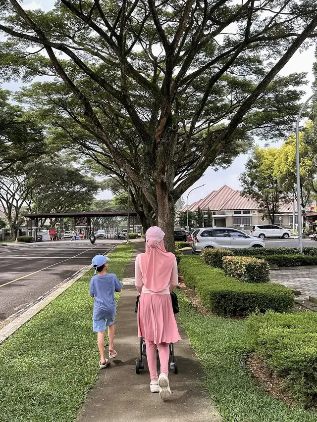 6 Potret Larissa Chou di Ramadan 2025, Tetap Memberikan ASI Eksklusif untuk Alesha
