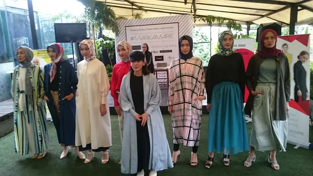 Postal modest fashion internasional di Indonesia
