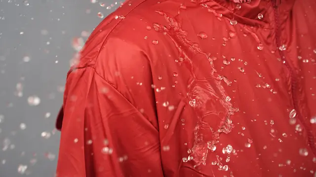 Busana pengganti APD saat pandemi virus corona