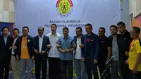 Pertemuan BOPI, PT LIB, PSSI, APPI, dan perwakilan klub yang dihadiri Persija Jakarta dan Bhayangkara FC, jelang bergulirnya Liga 1 2019 di Kantor Kemenpora, Jumat (10/5/2019). (Bola.com/Muhammad Adiyaksa)