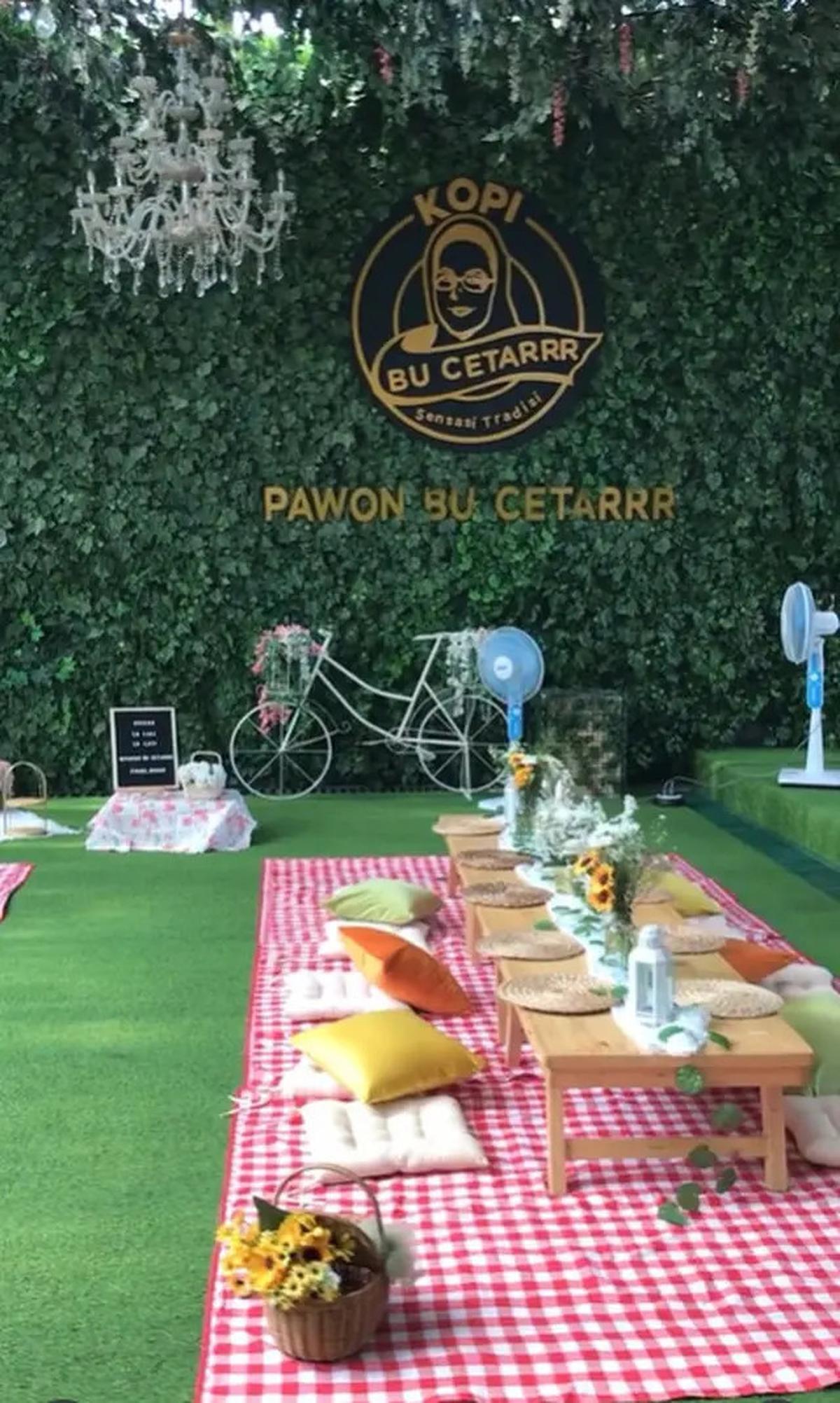 Potret Restoran Ibunda Syahrini di Jakarta Selatan, Cozy dan Penuh Sentuhan Tradisi