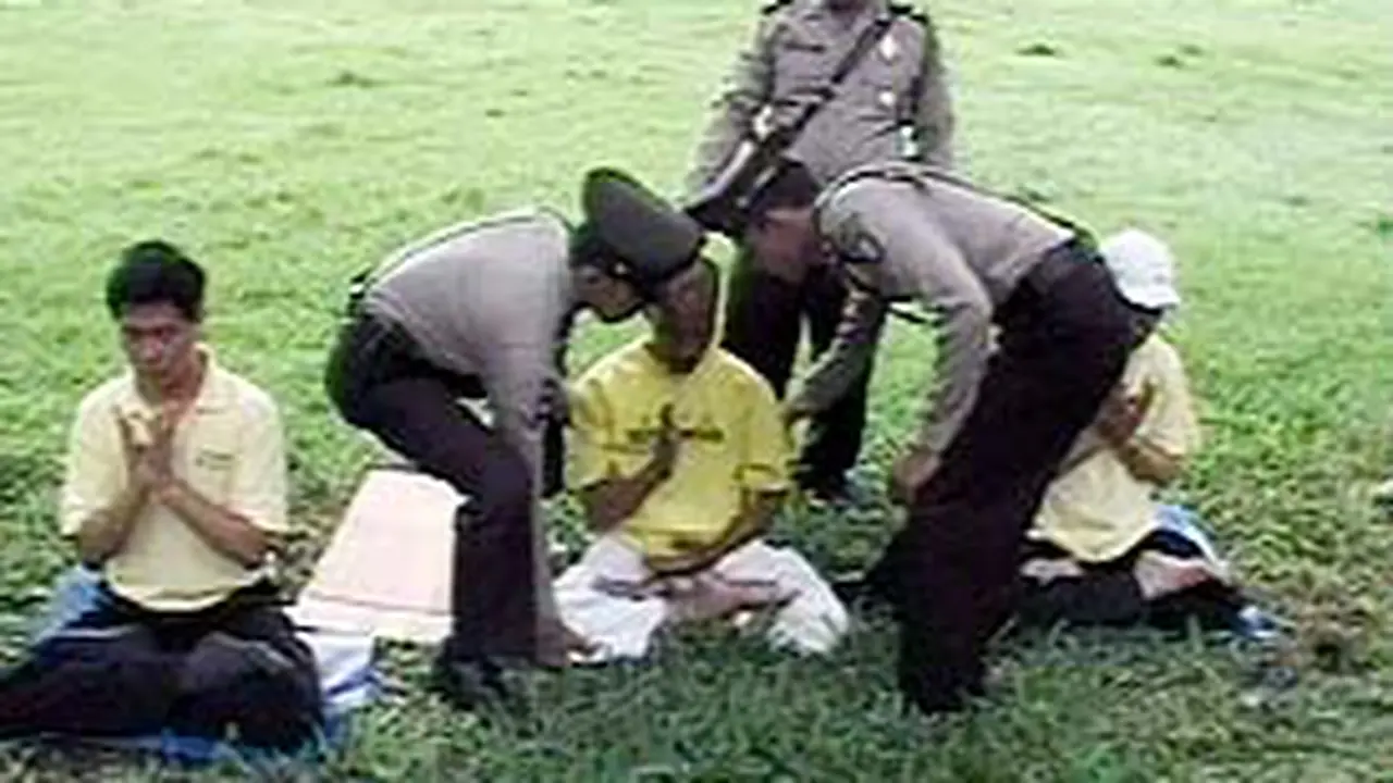 270405aFalunGong.jpg