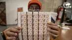Petugas menunjukan materai Rp. 10.000 di Kantor Pos Pusat, Jakarta, Senin (1/2/2021). Pemerintah menetapkan bea materai Rp 10.000 wajib digunakan untuk dokumen yang dibuat mengenai suatu kejadian yang bersifat perdata. (Liputan6.com/Faizal Fanani)