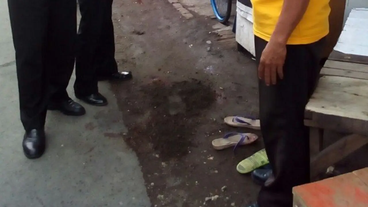 Diusir dari Kontrakan, Bapak dan Anak Bacok Pemilik Rumah