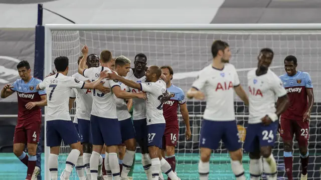 Selebrasi pemain Tottenham saat kalahkan West Ham di lanjutan Liga Inggris