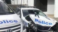 Super Apes, Bandar Narkoba Tabrak Mobil Polisi