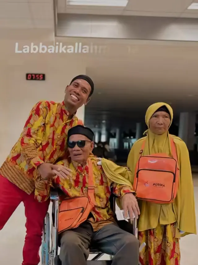 Udin Sedunia Umroh