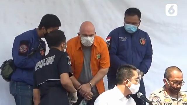 Buronan FBI Russ Albert Medlin Ditangkap