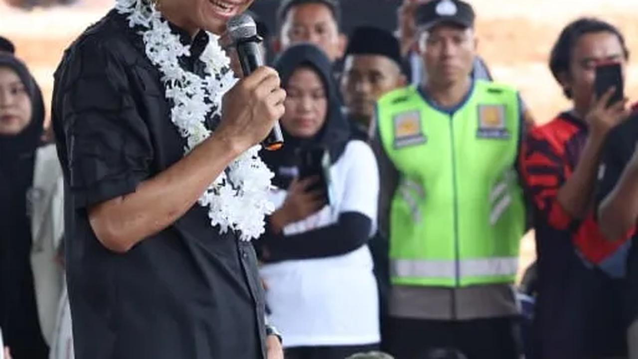 Ganjar Pranowo Singgung Bandara dan Pelabuhan Dibangun Era Jokowi Sepi Penumpang