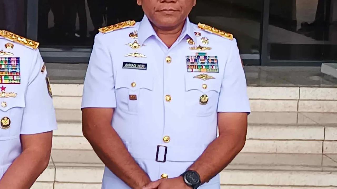 Cerita Jenderal TNI AL di Pengujung Karir: Nyangkul, Kembali ke Kampung