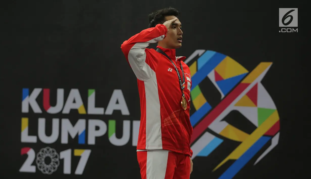 Pebulu tangkis putra Indonesia Jonatan Christie saat merayakan kemenangan pada final tunggal putra SEA Games 2017 melawan Khosit Phetpradab dari Thailand di Axiata Arena, Malaysia, Selasa (29/8). (Liputan6.com/Faizal Fanani)