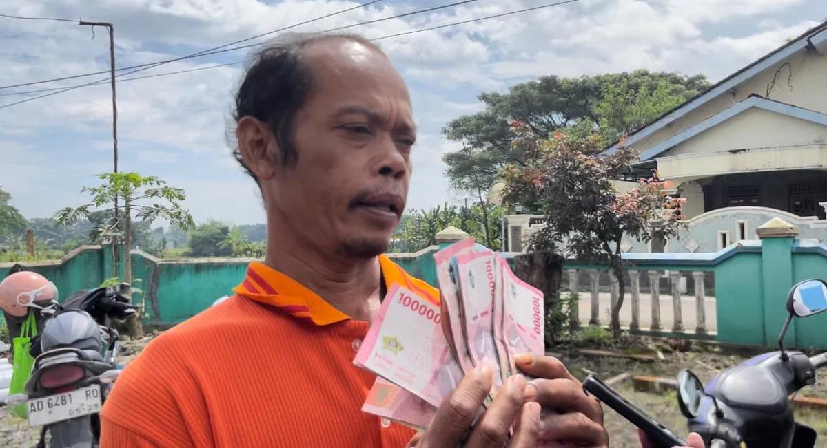 Desa di Klaten Ini Habiskan Anggaran Rp585.250.000 Untuk THR Warganya, Per Orang Dapat Rp250.000