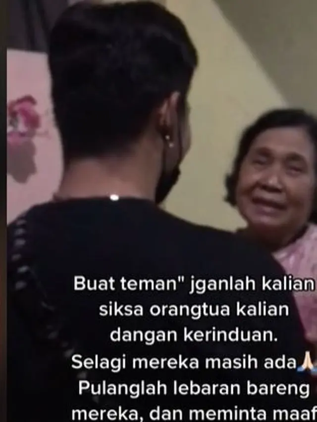 Pria Mudik Diam-diam Setelah 4 Tahun Merantau, Respons Ibunya Bikin Warganet Ikut Terharu