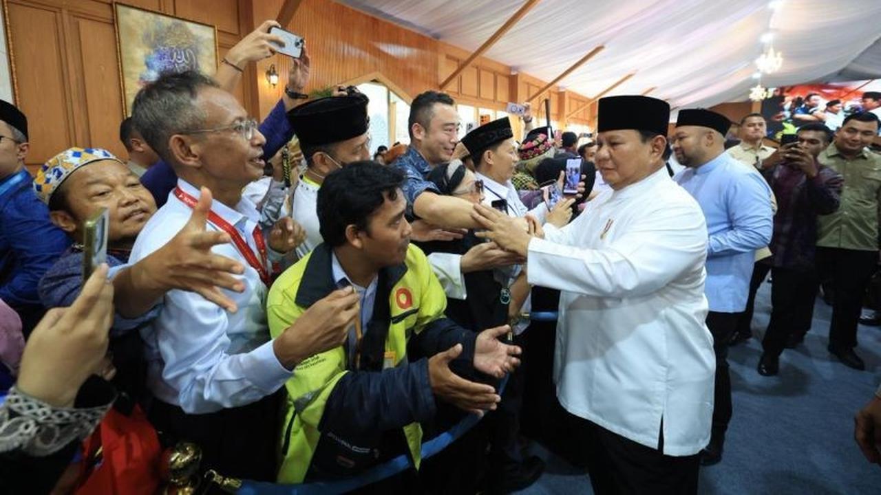 Pengemudi Ojek Daring Bangga Ikut Lebaran di Istana Negara, Dapat Sembako dari Presiden Prabowo