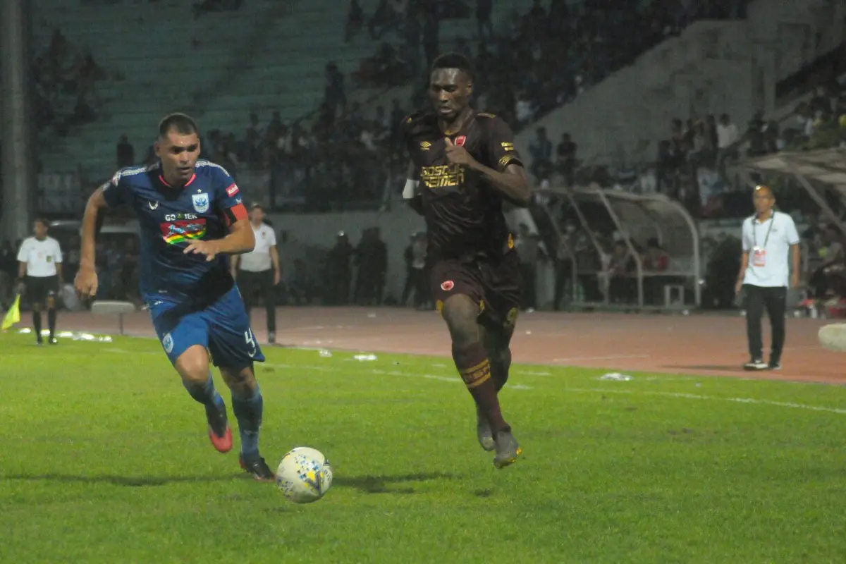 Wallace Costa Amido Balde PSIS Semarang PSM Makassar
