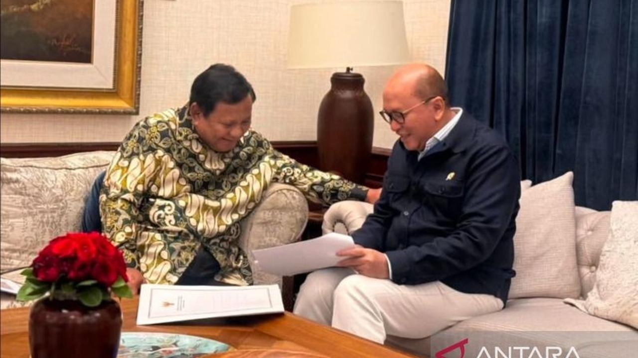 Prabowo Terima Laporan Rosan: Progres Hunian Pengungsi Sumatera dan Pembangunan Kampung Haji