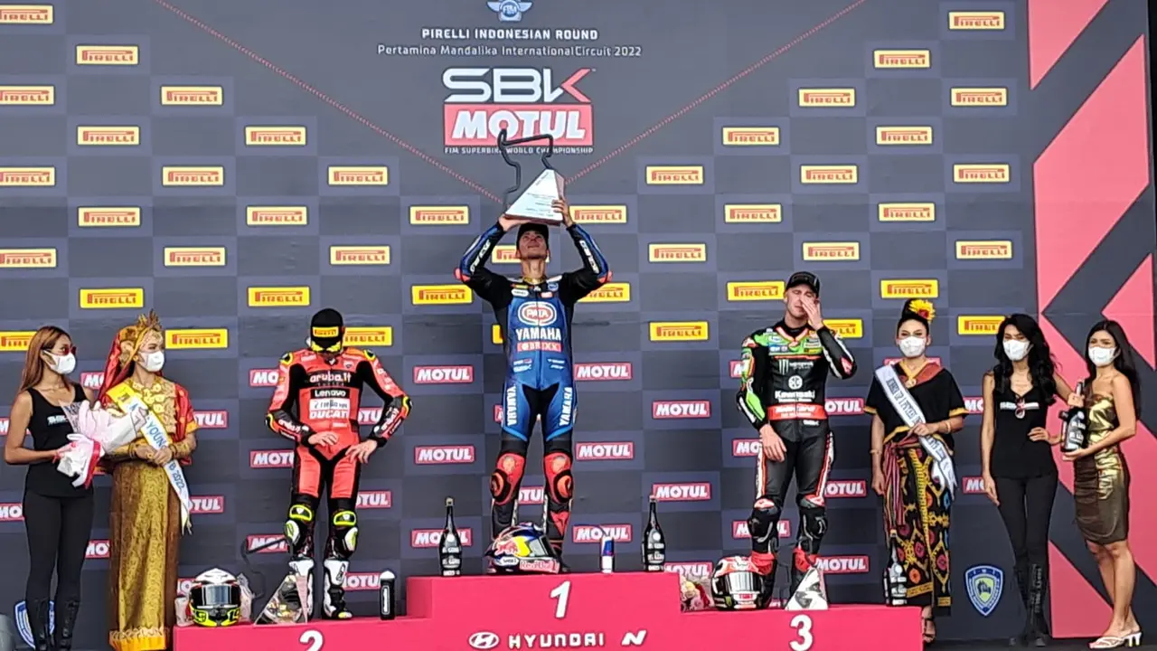 Toprak Tidak Suka Disemprot Sampanye oleh Bautista (Pata Yamaha)
