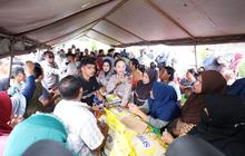 Polda Maluku Bagi Beras Gratis untuk 1.000 Warga Ambon, Jamin Ketahanan Pangan