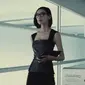 Sosok wanita yang diperankan Tao Okamoto di trailer Batman v Superman: Dawn of Justice akhirnya terkuak.