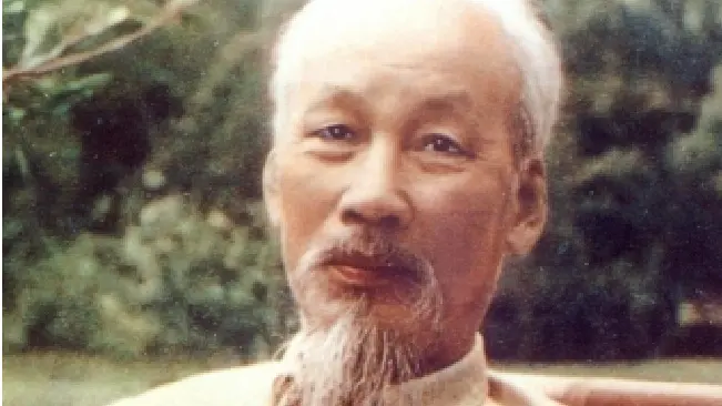 Ho Chi Minh saat ini namanya diabadikan menjadi nama sebuah kota di Vietnam Selatan.