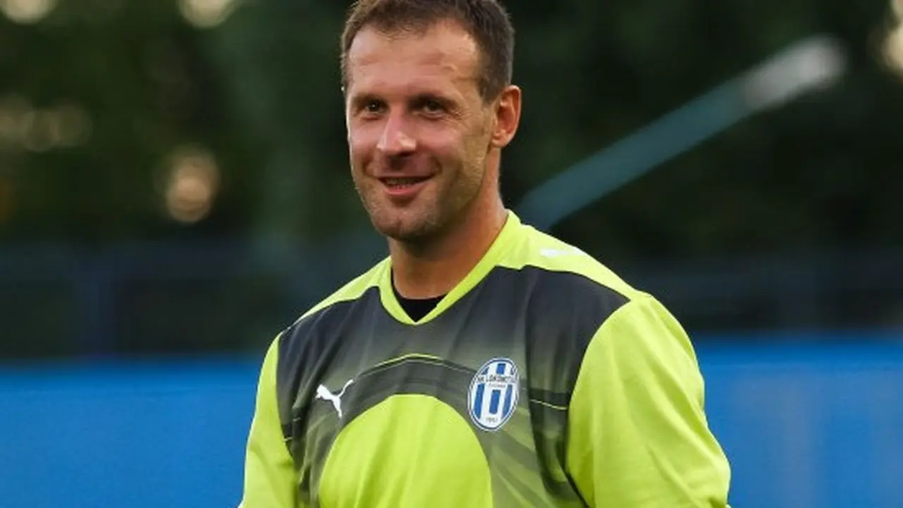 Kiper Bosnia Romeo Mitrovic