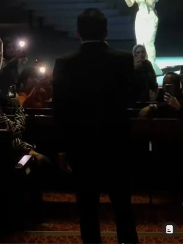 Anang Hermansyah Secara Mengejutkan Datang ke Konser Krisdayanti Bertajuk 'Konser Semesta' Bersama Ashanty. Bahkan, Hal Tak Terduga Terjadi, Anang Duet Bareng KD Menyanyikan Lagu Cinta (TikTok Atta Halilintar)