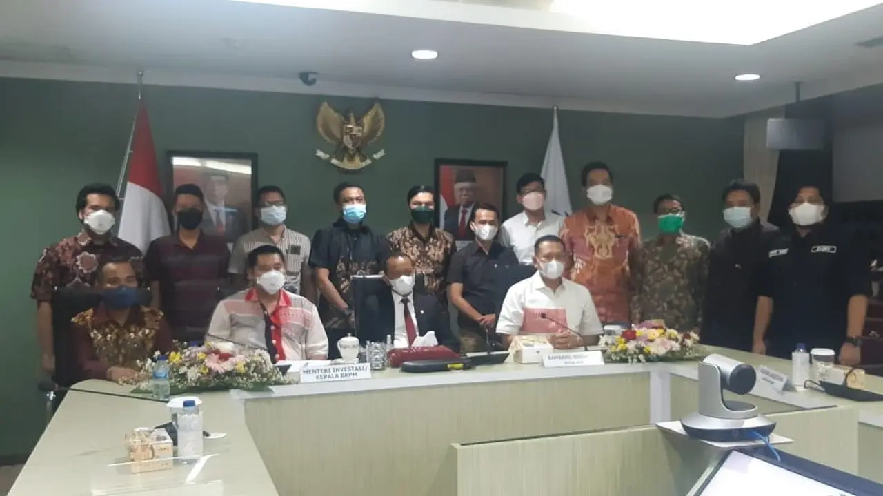 Kelompok Cipayung Plus saat bersilahturahmi dengan Bahlil Lahadalia