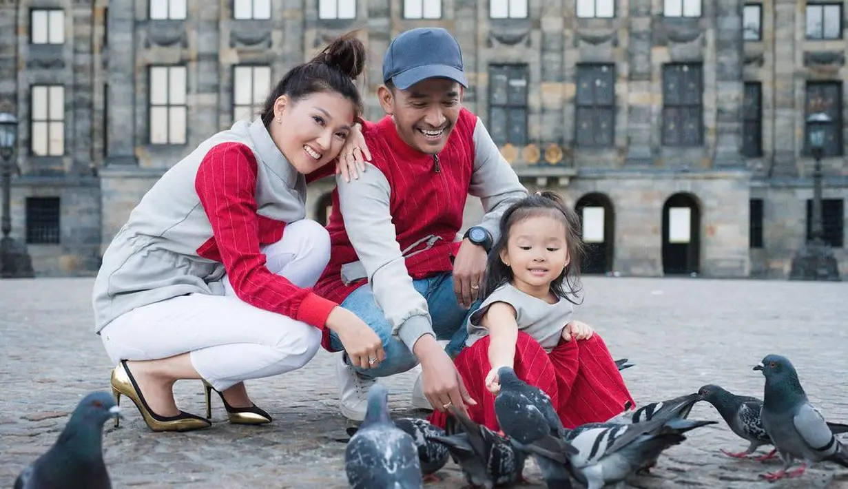 Ruben Onsu dan Sarwendah