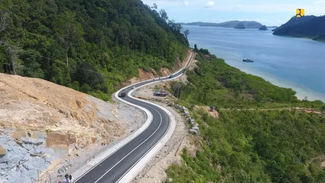 Pembangunan jalan akses wisata Mandeh merupakan salah satu dukungan Kementerian PUPR. Dok Kementerian PUPR