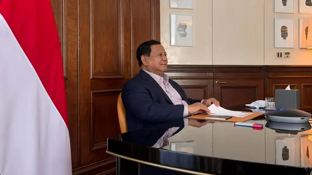 Presiden Prabowo Subianto memimpin rapat terbatas (ratas) bersama tujuh menteri koordinator (Menko) Kabinet Merah Putih melalyu video conference dari Belgia