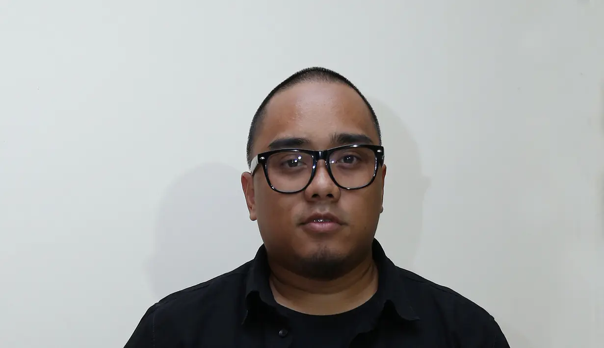 Selain praktis untuk menempuh waktu perjalanan lebih singkat, layanan yang juga dibanderol dengan tarif cukup murah ini membuat Igor turut menggunakan jasa ojek online. (Galih W. Satria/Bintang.com)