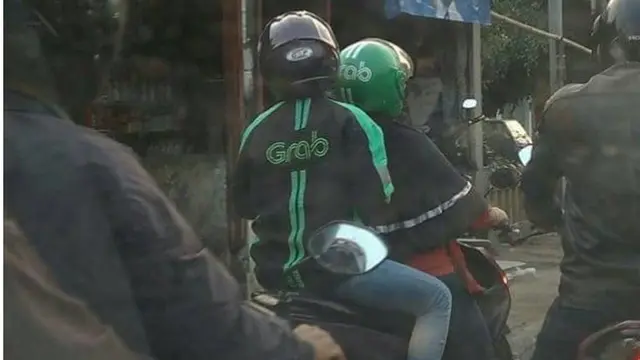 6 Potret Kelakuan Penumpang Ojek Online, Bikin Geleng-Geleng Kepala