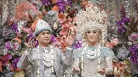 Kabar Kehamilan Istri Bocor, Raditya Dika Salahkan Diri Sendiri