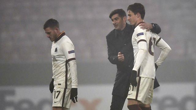 FOTO: Gol Bunuh Diri dan Penalti Bawa AS Roma ke Babak 32 Besar Liga Europa